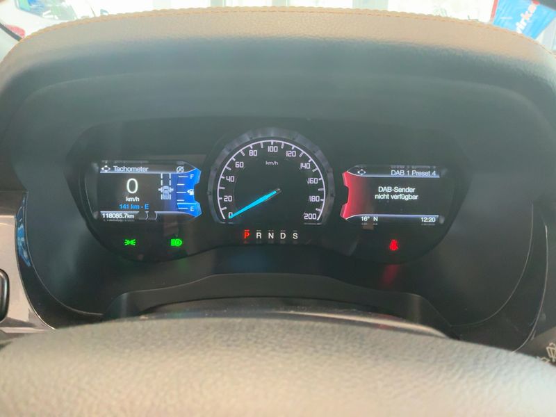 Ford Ranger 2.0 TDCi Doppelkabine 4x4 Wildtrak — zdjęcie 13