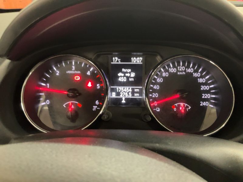 Nissan Qashqai 1.5 Turbodiesel Visia 2010 – снимка 18