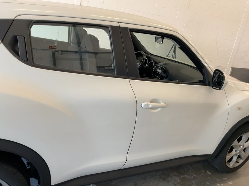 Nissan Juke 1.6 Tekna — zdjęcie 7