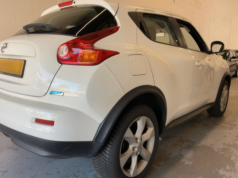 Nissan Juke 1.6 Tekna — zdjęcie 6