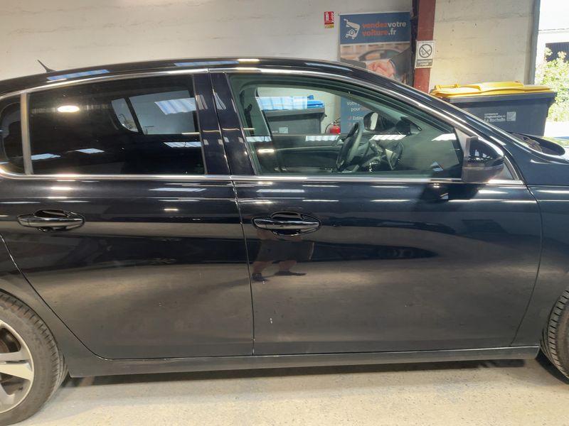 Peugeot 308 1.6 e-HDi Allure — zdjęcie 7