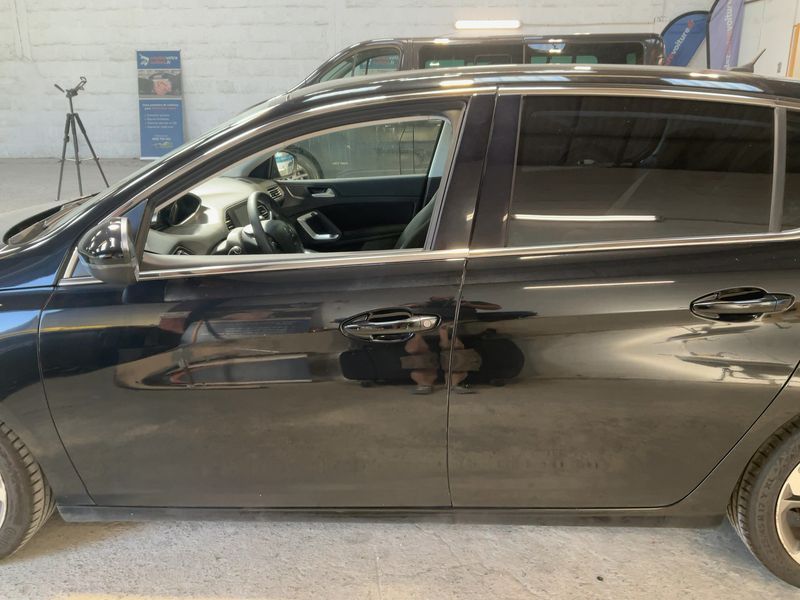 Peugeot 308 1.6 e-HDi Allure — zdjęcie 4