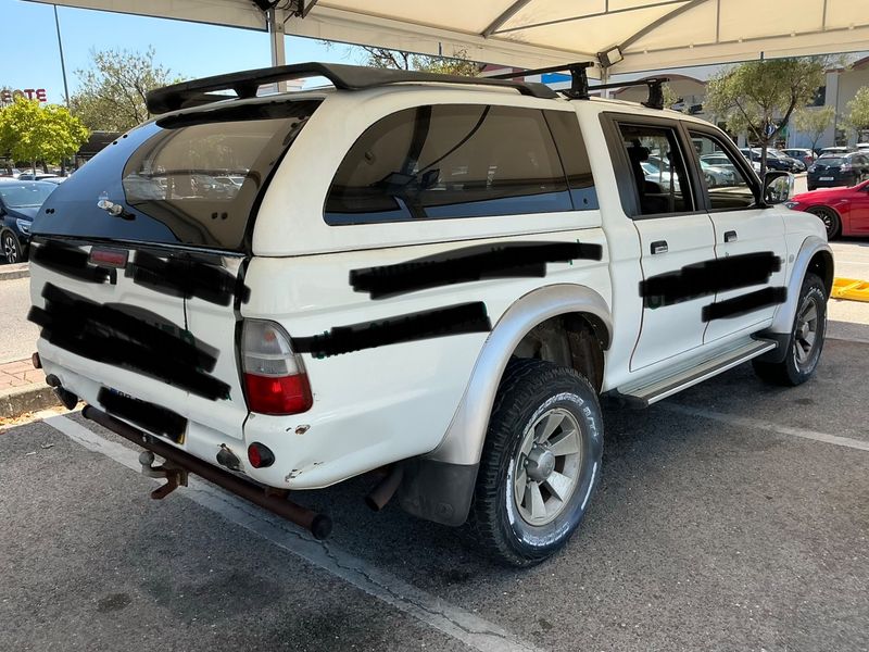 Mitsubishi L 200 2.5 TD American Sport 2500 — zdjęcie 6