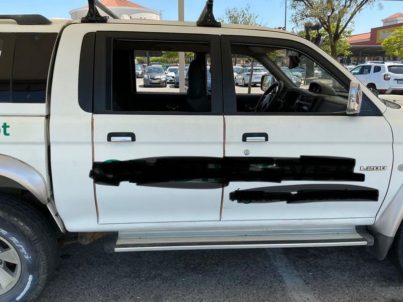 Mitsubishi L 200 2.5 TD American Sport 2500 — zdjęcie 7