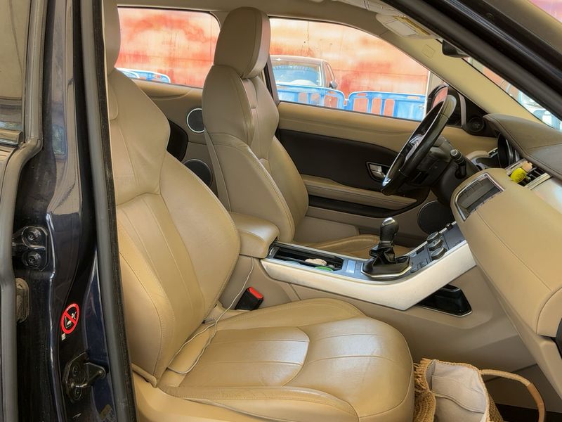 Land Rover Evoque 2.0 Td4 SE — zdjęcie 11