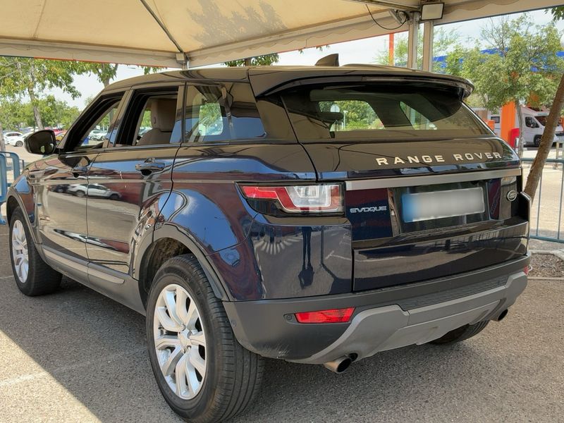 Land Rover Evoque 2.0 Td4 SE — zdjęcie 3