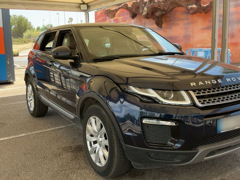 Land Rover Evoque 2.0 Td4 SE — zdjęcie 8