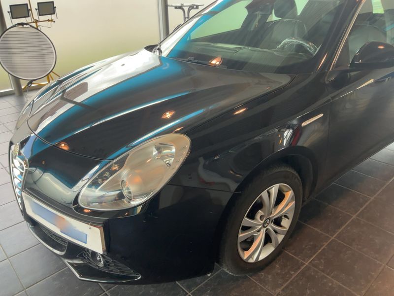 Alfa Romeo Giulietta 1.6 JTDM Distinctive — zdjęcie 2