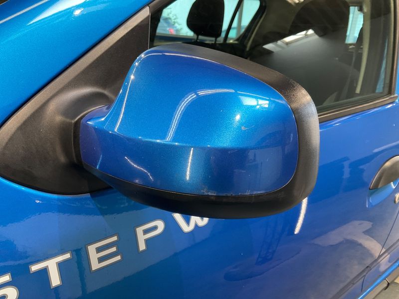 Dacia Sandero 0.9 TCe Stepway Prestige 2015 – снимка 24