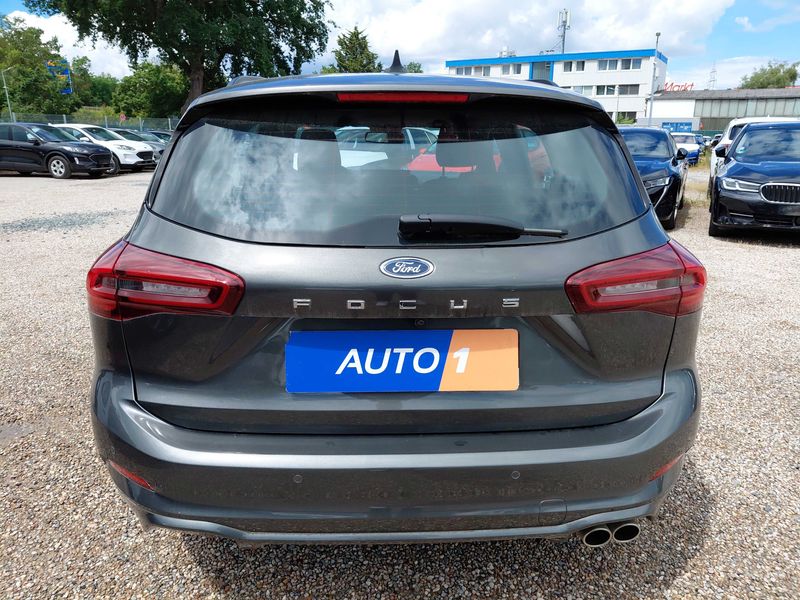 Ford Focus 1.5 TDCi EcoBlue ST-Line — zdjęcie 4