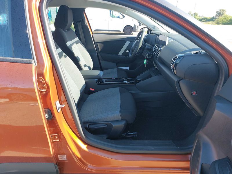 Citroen C4 1.2 PureTech Feel 2022 – снимка 10