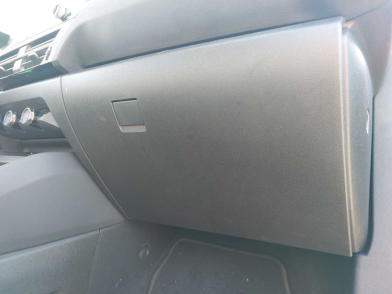 Citroen C4 1.2 PureTech Feel 2022 – снимка 32