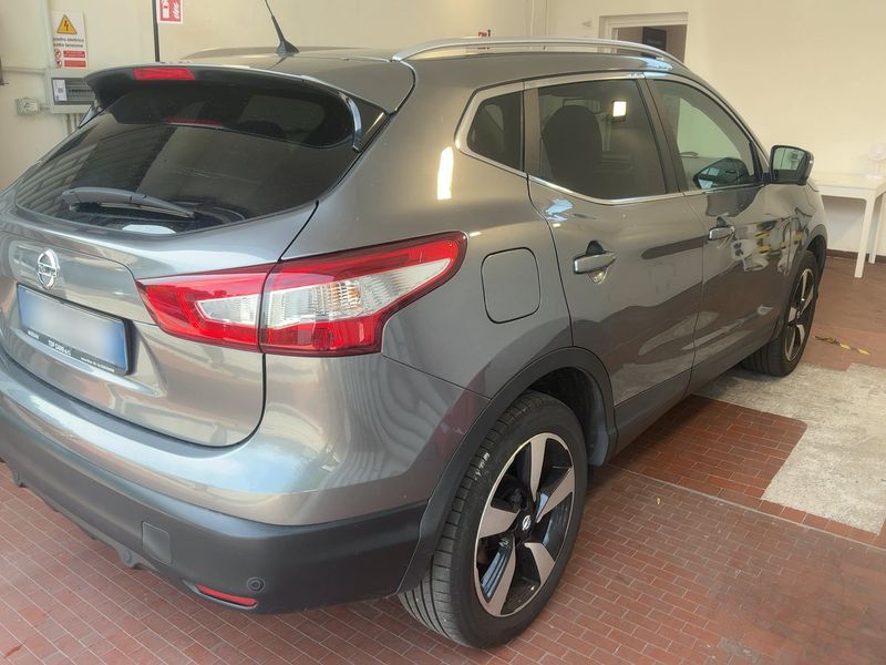 Nissan Qashqai 1.2 Connect Edition 2016 – снимка 8