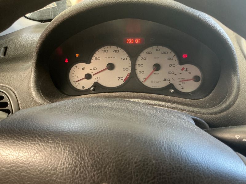 Peugeot 206 1.4 X-Line Clim 2004 – снимка 4