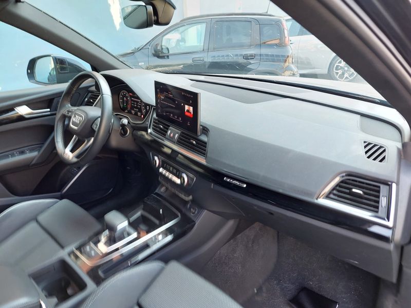 Audi Q5 50 TFSIe quattro S line — zdjęcie 10