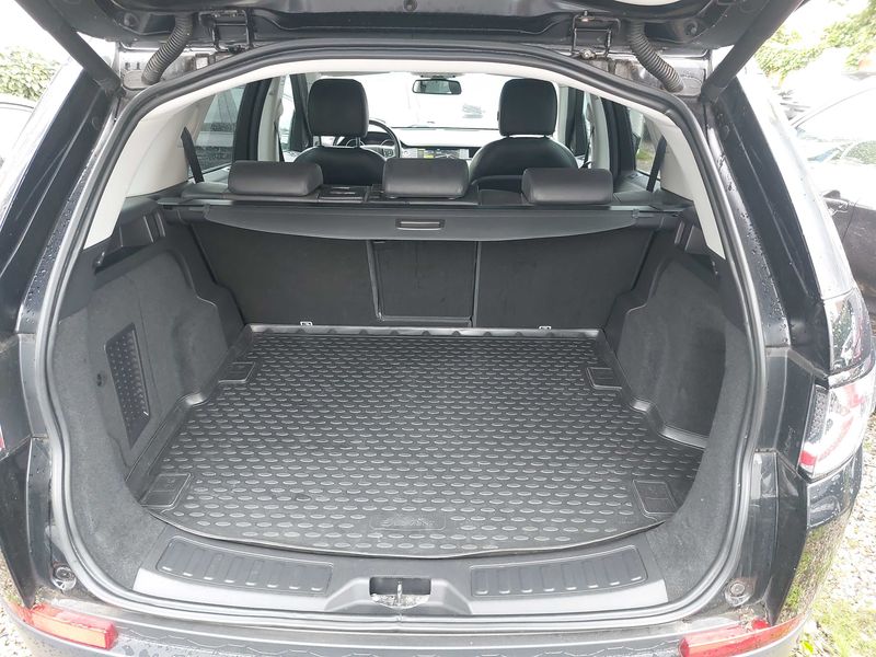 Land Rover Discovery Sport 2.0 Td4 HSE Luxury — zdjęcie 9