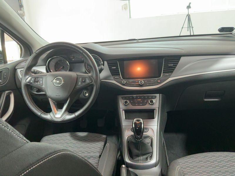 Opel Astra 1.6 CDTI Edition Start/Stop 2019 – снимка 18