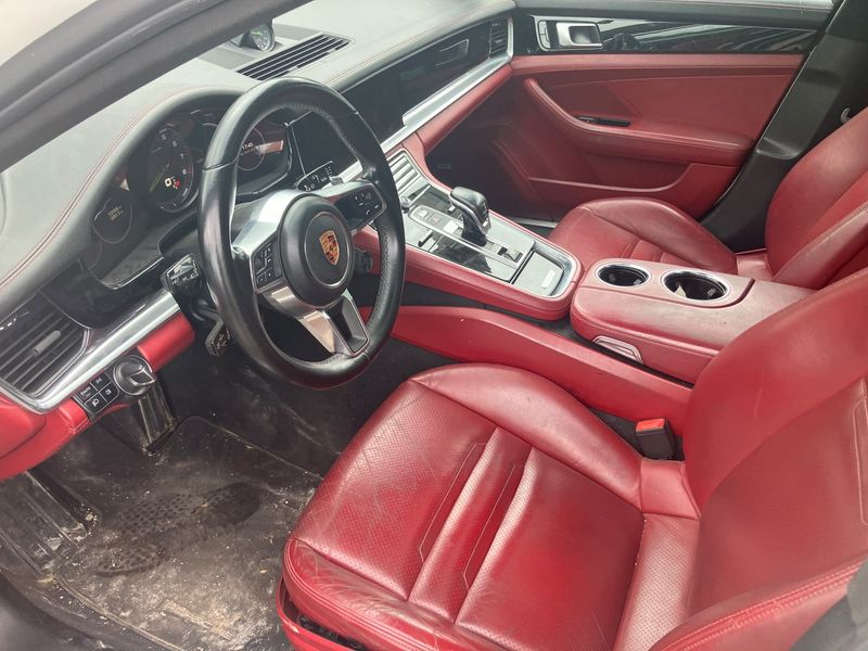 Porsche Panamera 4 E-Hybrid — zdjęcie 19