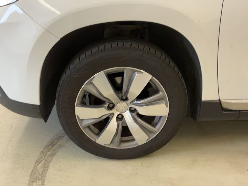 Peugeot 2008 1.6 Blue-HDi Allure 2016 – снимка 3
