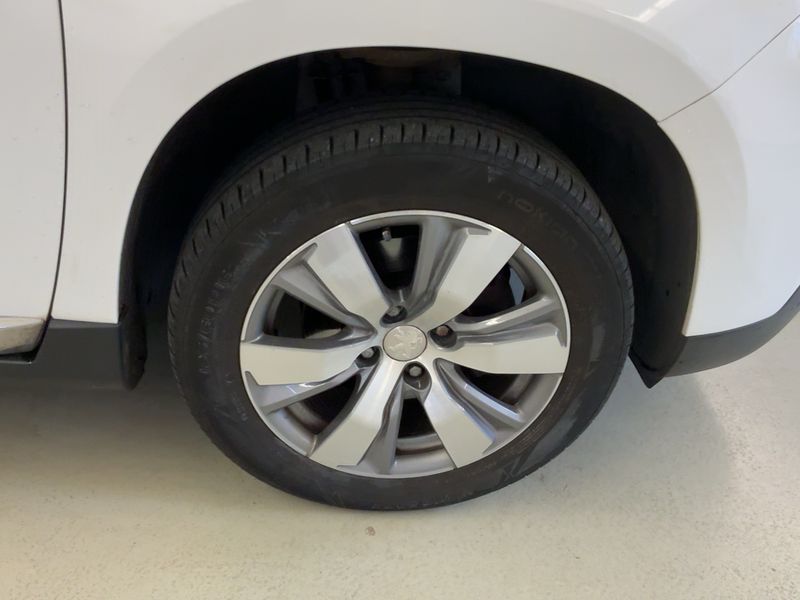 Peugeot 2008 1.6 Blue-HDi Allure 2016 – снимка 11