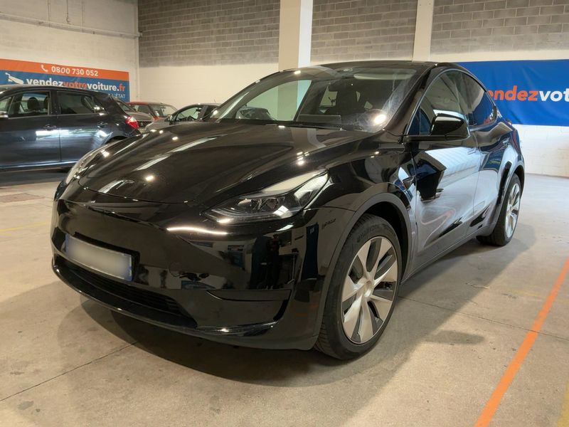 Tesla Model Y Standard Range