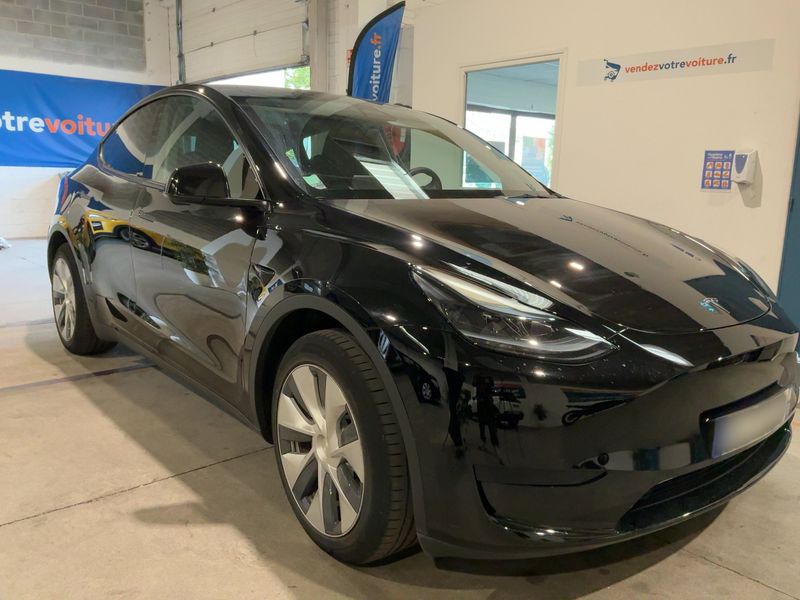 Tesla Model Y Standard Range — zdjęcie 8