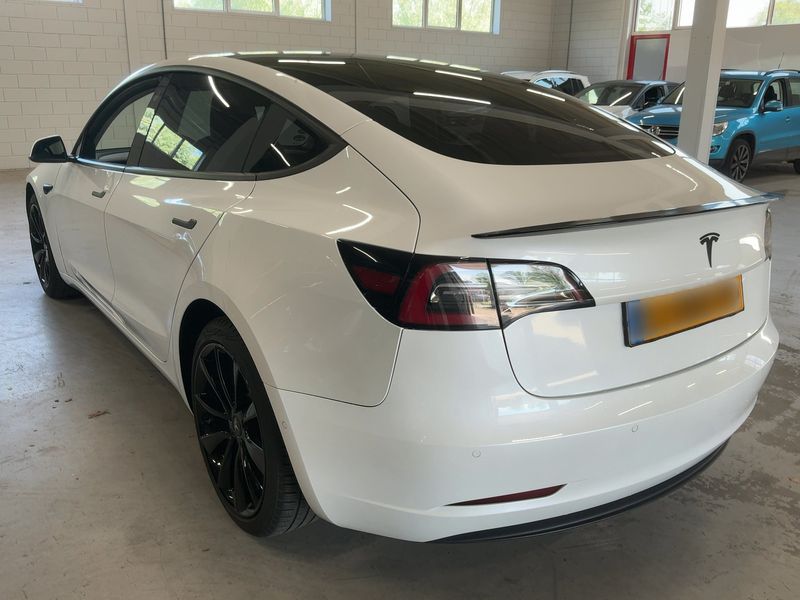 Tesla Model 3 Long Range Dual Long Range Dual AWD — zdjęcie 3