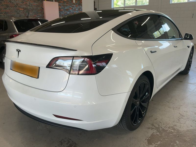 Tesla Model 3 Long Range Dual Long Range Dual AWD — zdjęcie 6