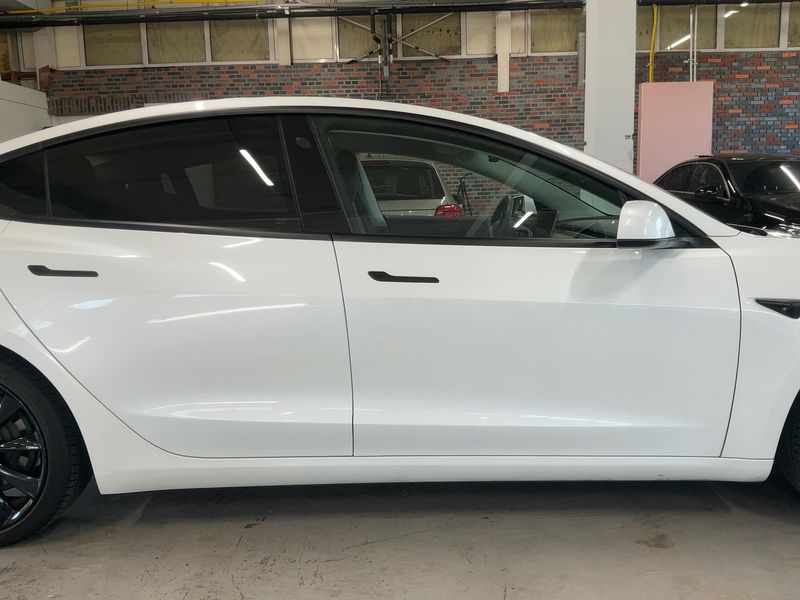 Tesla Model 3 Long Range Dual Long Range Dual AWD — zdjęcie 7
