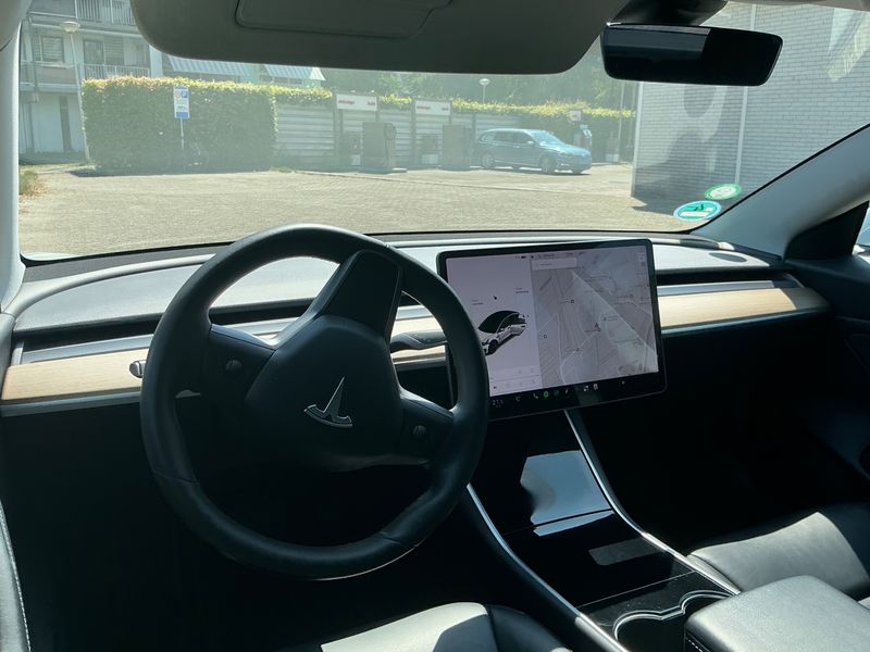 Tesla Model 3 Long Range Dual Long Range Dual AWD — zdjęcie 12