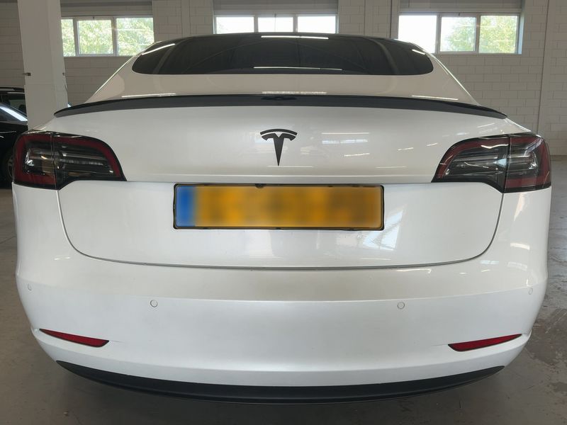 Tesla Model 3 Long Range Dual Long Range Dual AWD — zdjęcie 5
