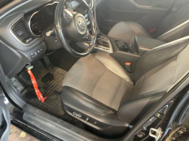 Kia Optima 1.7 CRDi ActivePro — zdjęcie 11