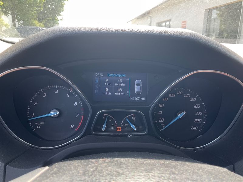 Ford Focus 1.6 EcoBoost Titanium 2011 – снимка 4