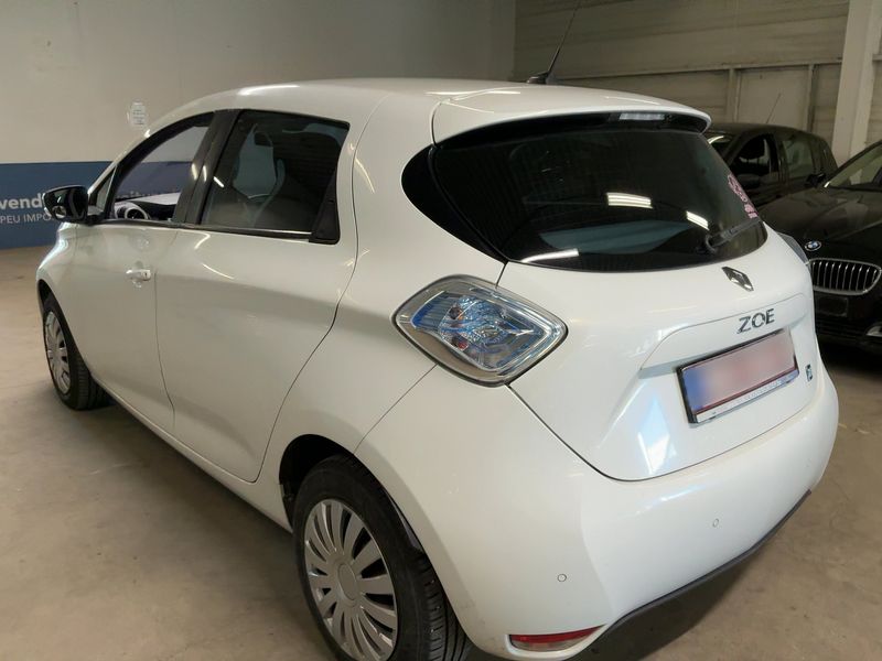 Renault Zoe electric drive 43 kW Life — zdjęcie 3