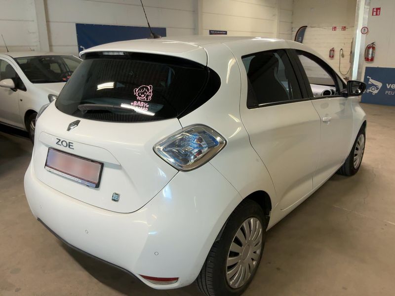 Renault Zoe electric drive 43 kW Life — zdjęcie 6