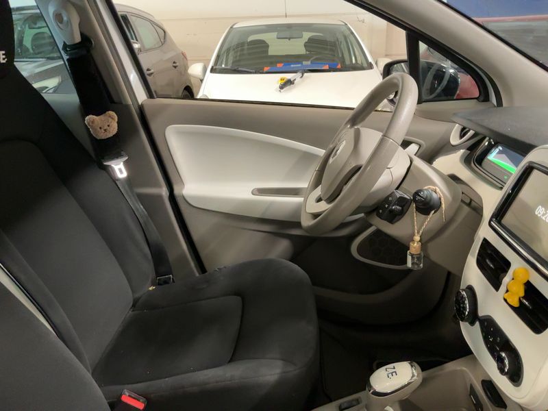 Renault Zoe electric drive 43 kW Life — zdjęcie 11