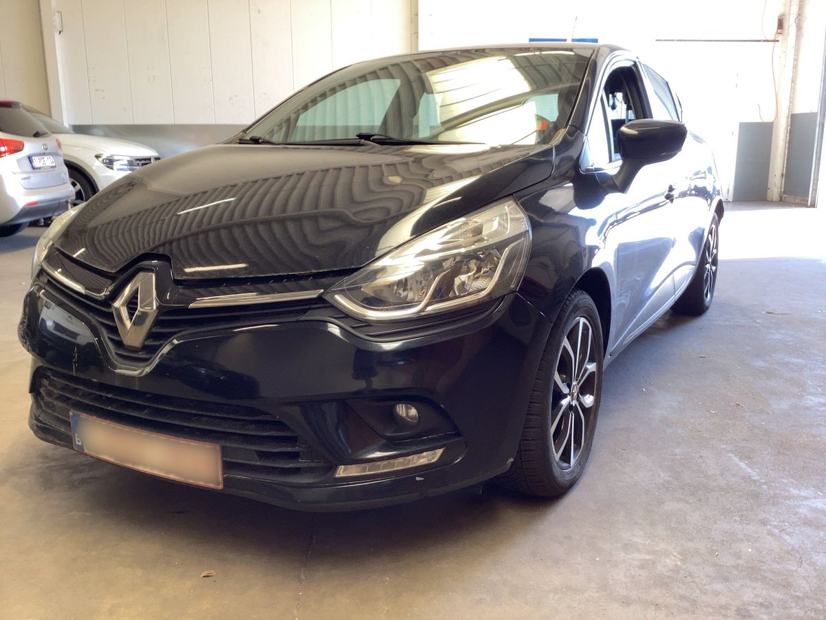 Renault Clio 2019 — photo 1