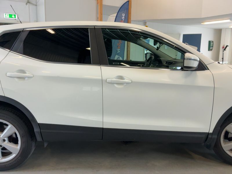 Nissan Qashqai 1.2 Acenta — zdjęcie 7