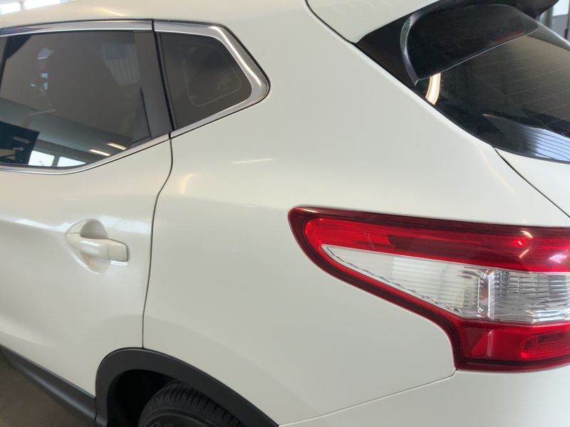 Nissan Qashqai 1.2 Acenta — zdjęcie 3