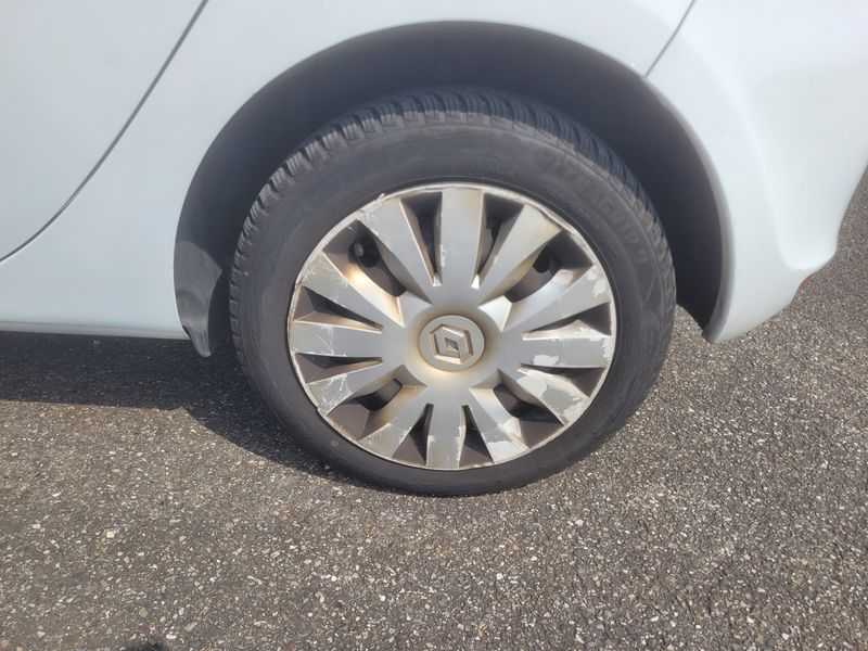 Renault Clio 1.5 dCi Expression Clim 2011 – снимка 5
