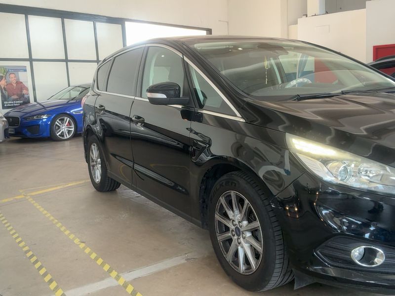 Ford S-Max 2.0 TDCi Titanium 2016 – снимка 12