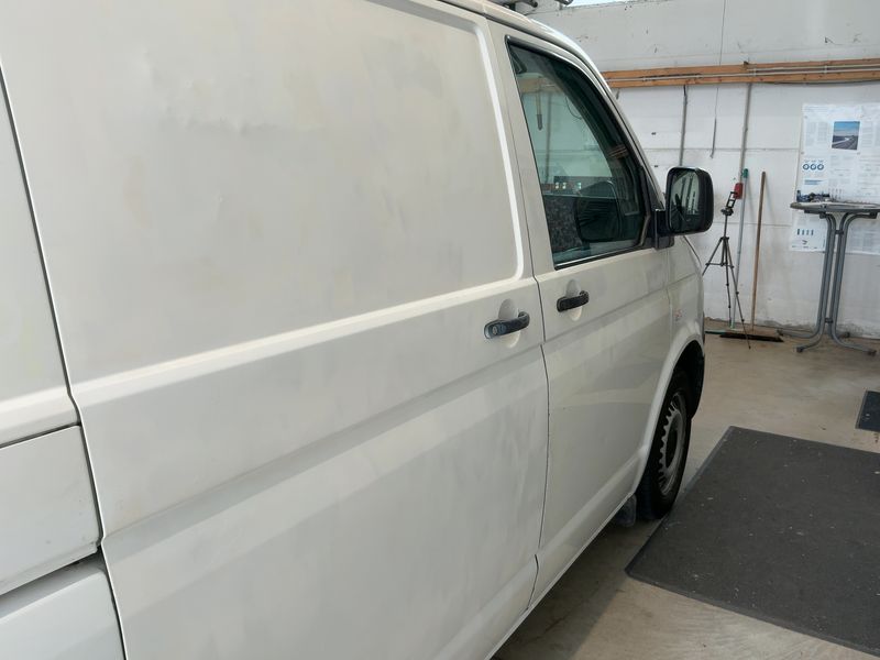 Volkswagen T5 Transporter 2.0 TDI Kasten — zdjęcie 7