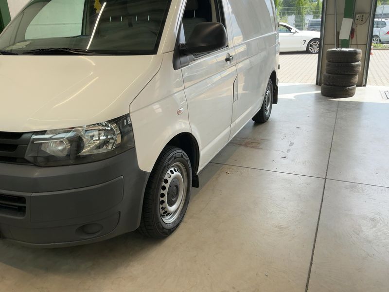 Volkswagen T5 Transporter 2.0 TDI Kasten — zdjęcie 2