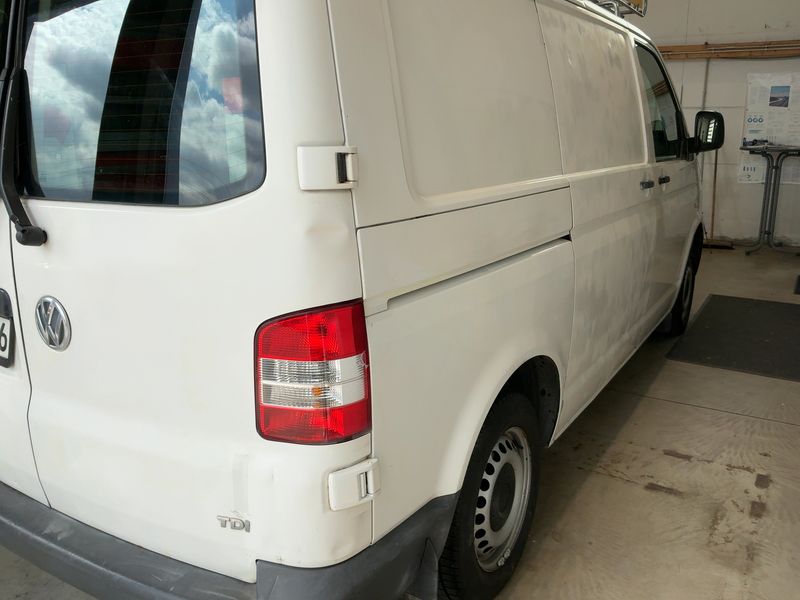 Volkswagen T5 Transporter 2.0 TDI Kasten — zdjęcie 6