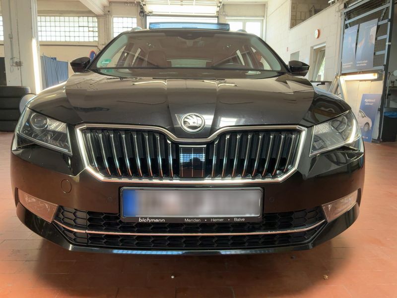 Skoda Superb 2.0 TDI Laurin & Klement 4x4 2016 – снимка 14