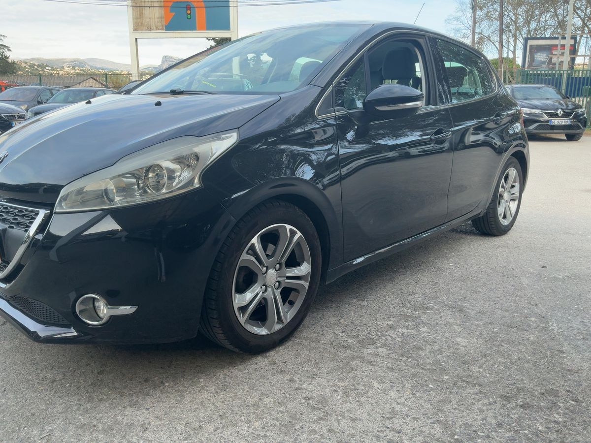 Peugeot 208 1.6 Allure