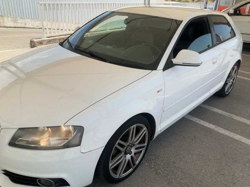 Audi A3 1.6 TDI Ambition — zdjęcie 2
