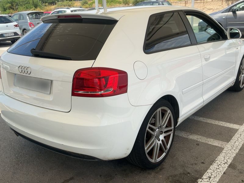 Audi A3 1.6 TDI Ambition — zdjęcie 6