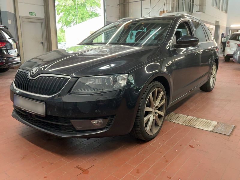 Skoda Octavia 2.0 TDI Laurin & Klement — zdjęcie 1