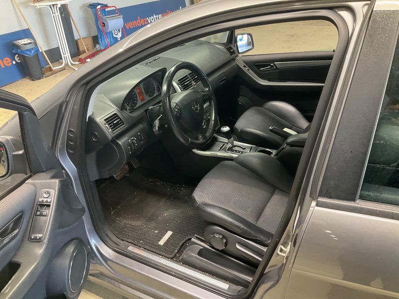 Mercedes-Benz A-Klasse A 200 Avantgarde — zdjęcie 3